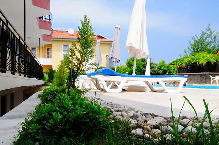 Las Palmeras Hotel Camyuva Exterior photo